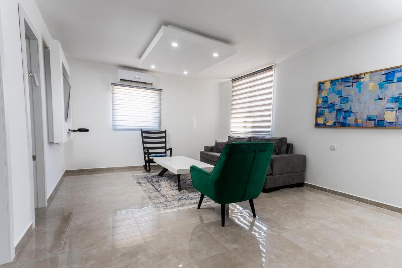 YalaRent jasmine 3BR APT - Families only Eilat Exterior foto